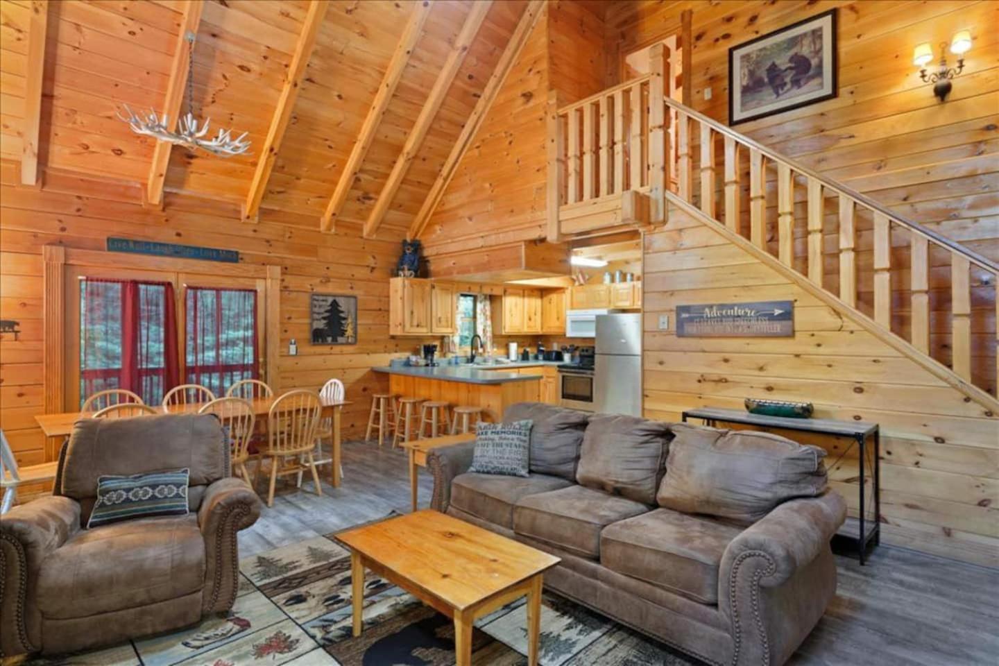 5Br Smoky Cabin Hot Tub, Games, 1 Mi To Parkway Пиджен Фордж Екстериор снимка